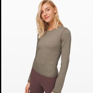 NWT Lululemon Without Pause LS Shirt Sz 6